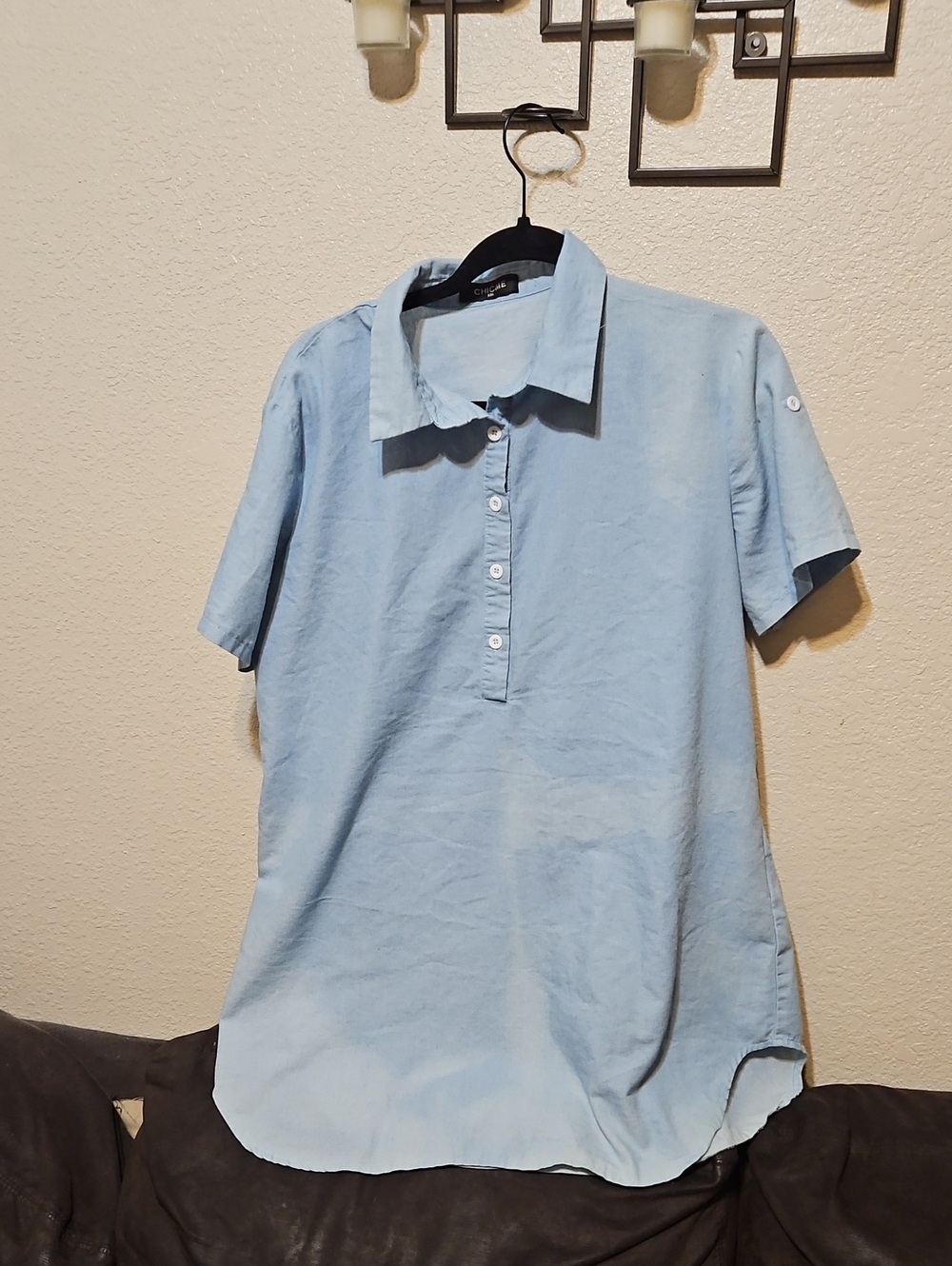 Classic Light Blue Ombre Short-Sleeve Button-Down Shirt - Casual Tunic Top